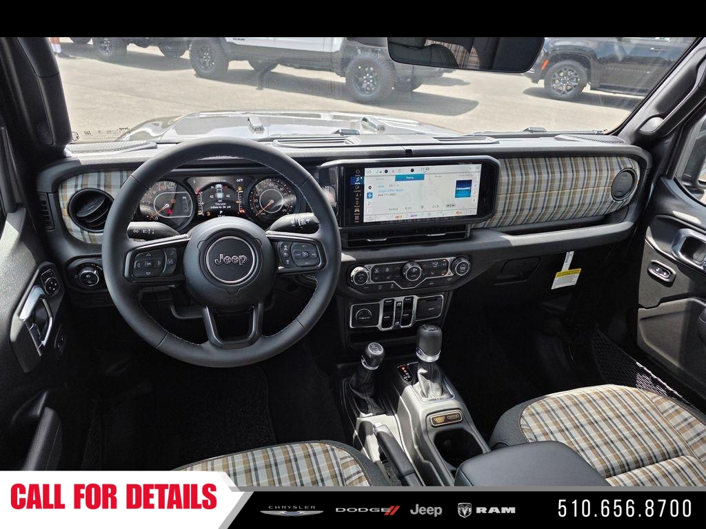 New 2026 Granite Crystal Metallic Clearcoat Jeep 85th Anniversary Edition image 12
