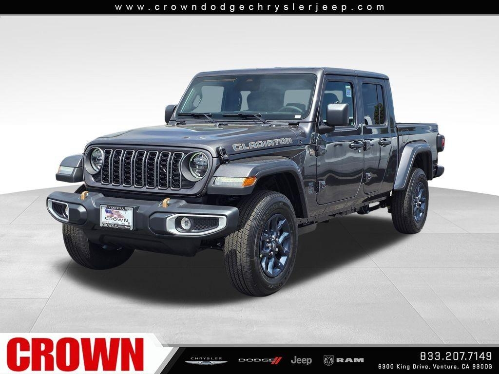 New 2026 Granite Crystal Metallic Clearcoat Jeep 85th Anniversary Edition image 22