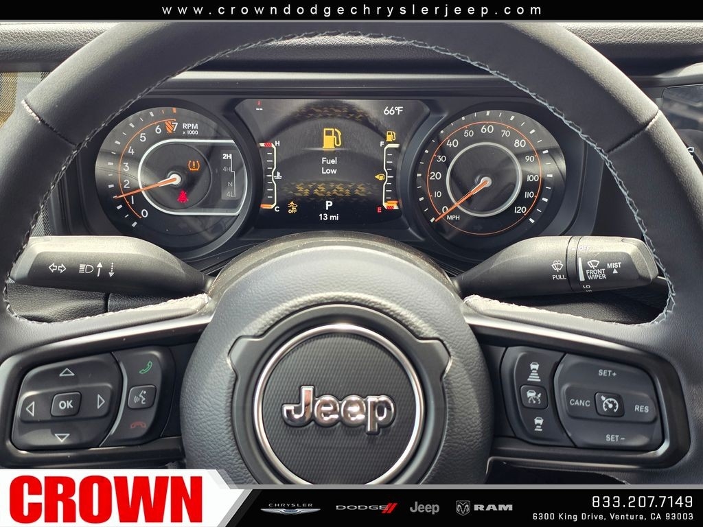 New 2026 Granite Crystal Metallic Clearcoat Jeep 85th Anniversary Edition image 42