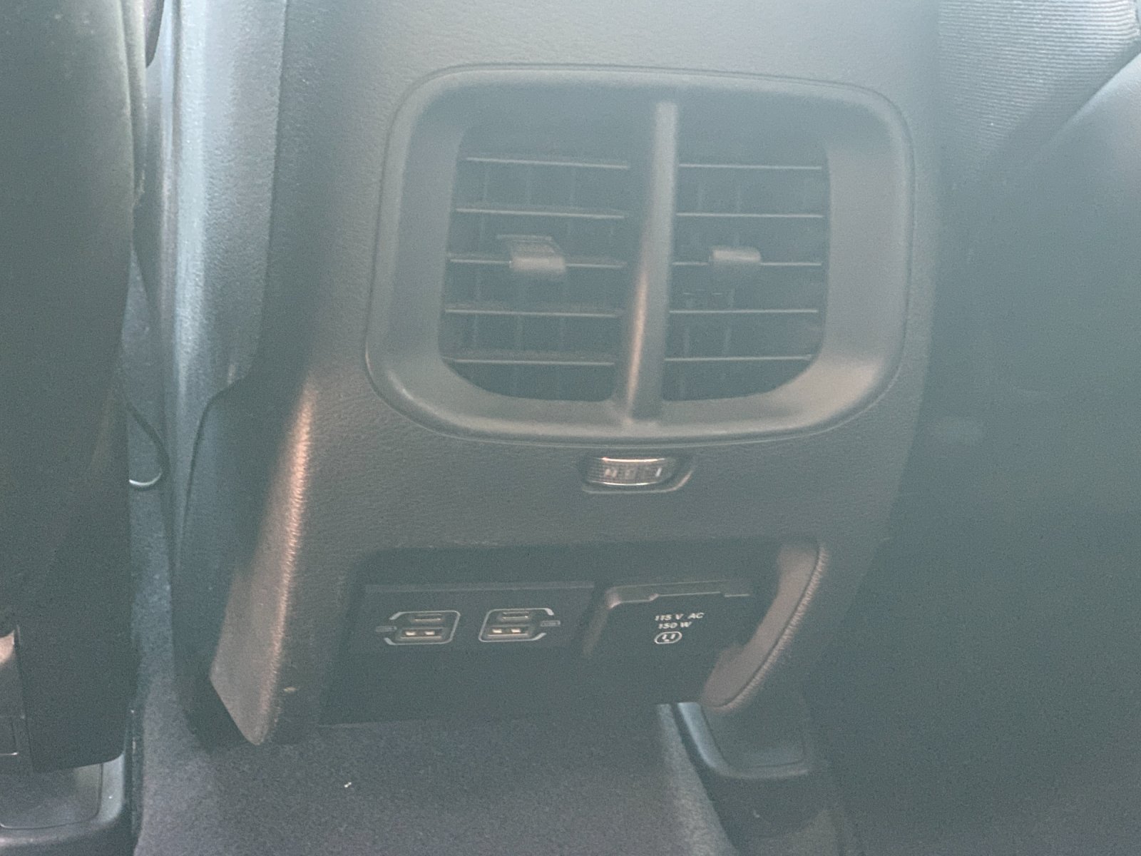Used 2022 Gray Jeep Latitude Lux image 16