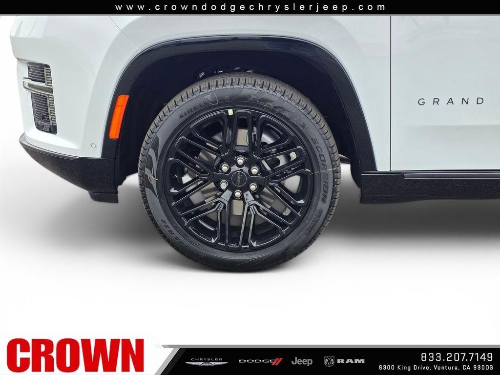 New 2026 Bright White Clearcoat Jeep Limited Reserve image 31