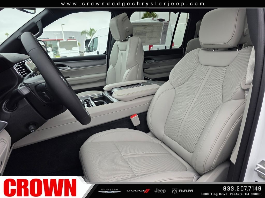 New 2026 Bright White Clearcoat Jeep Limited Reserve image 24