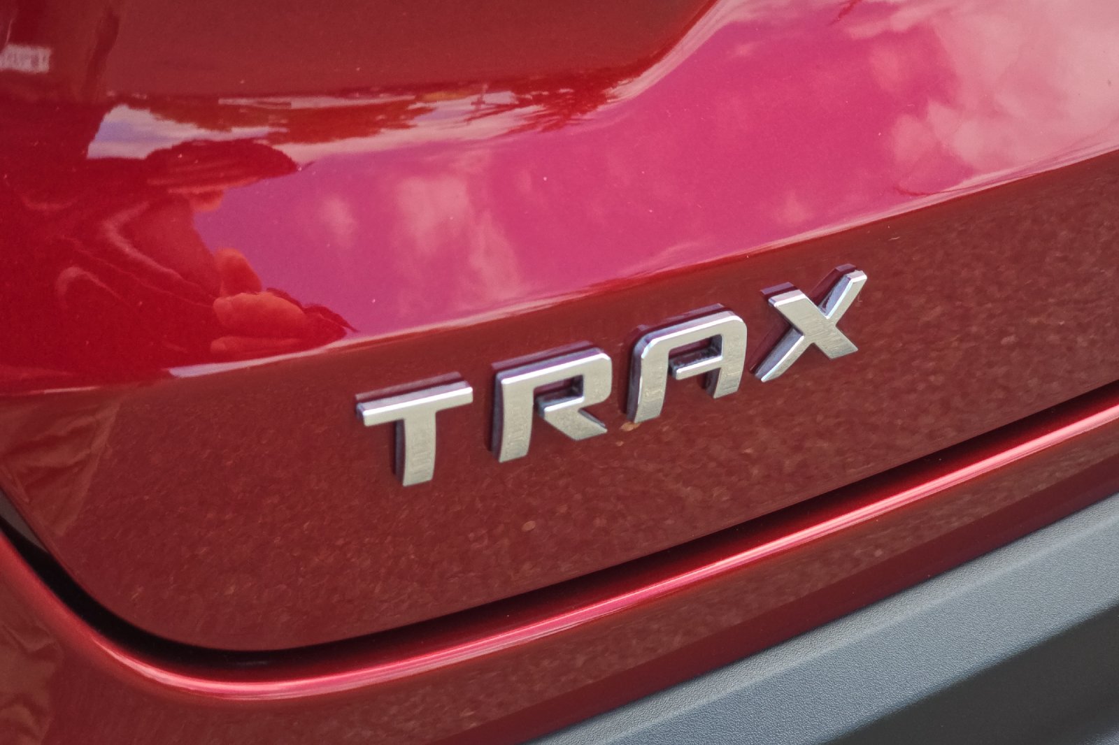 Used 2025 Red Chevrolet LT image 27