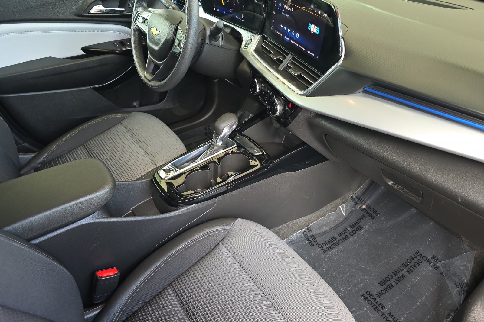 Used 2025 Red Chevrolet LT image 16