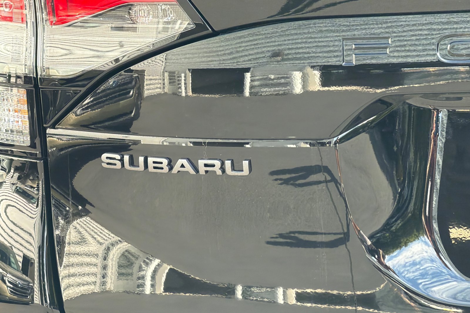 New 2026 CRYSTAL BLACK SILICA Subaru Premium image 25