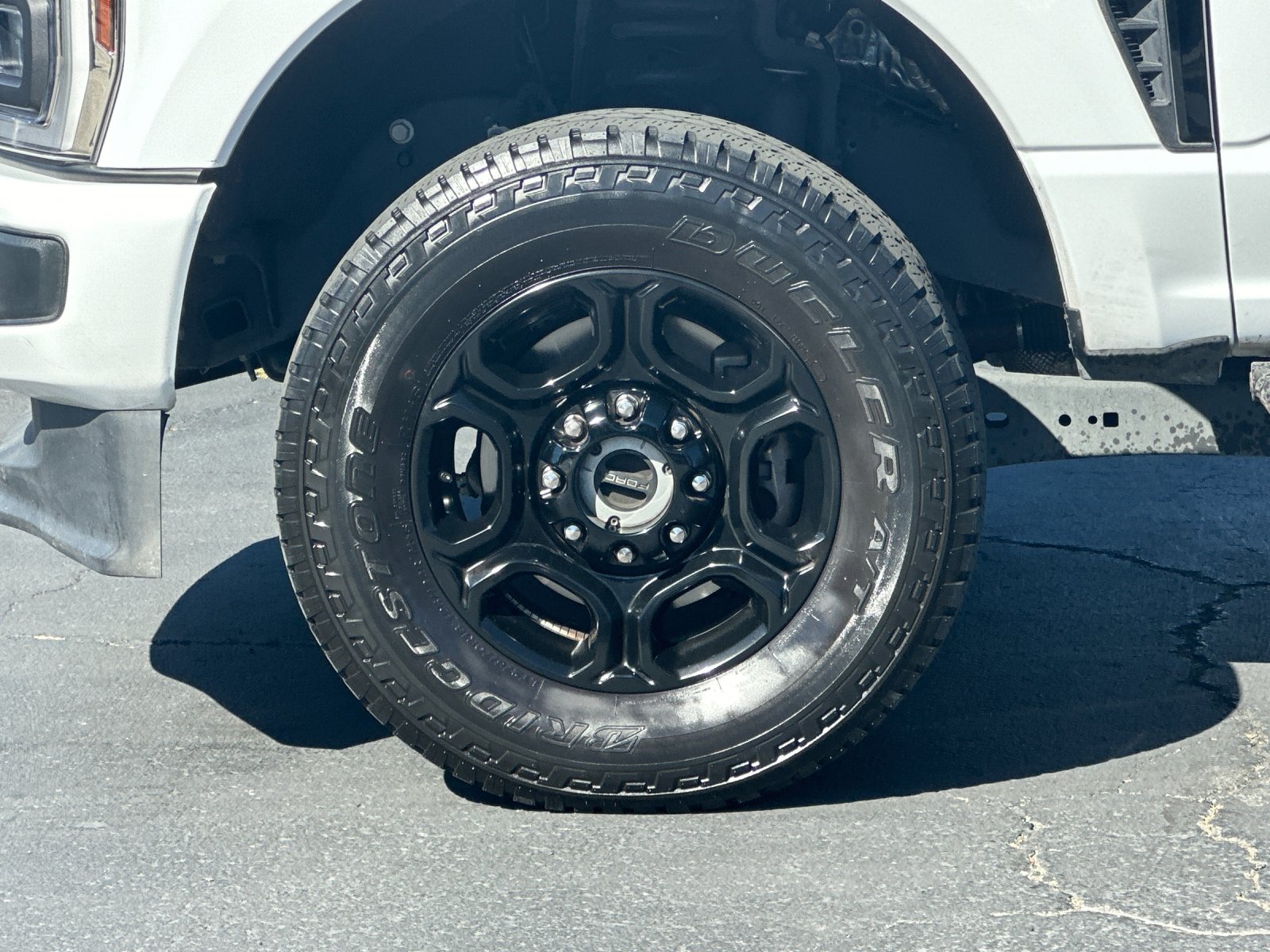 Used 2024 White Ford XL image 22