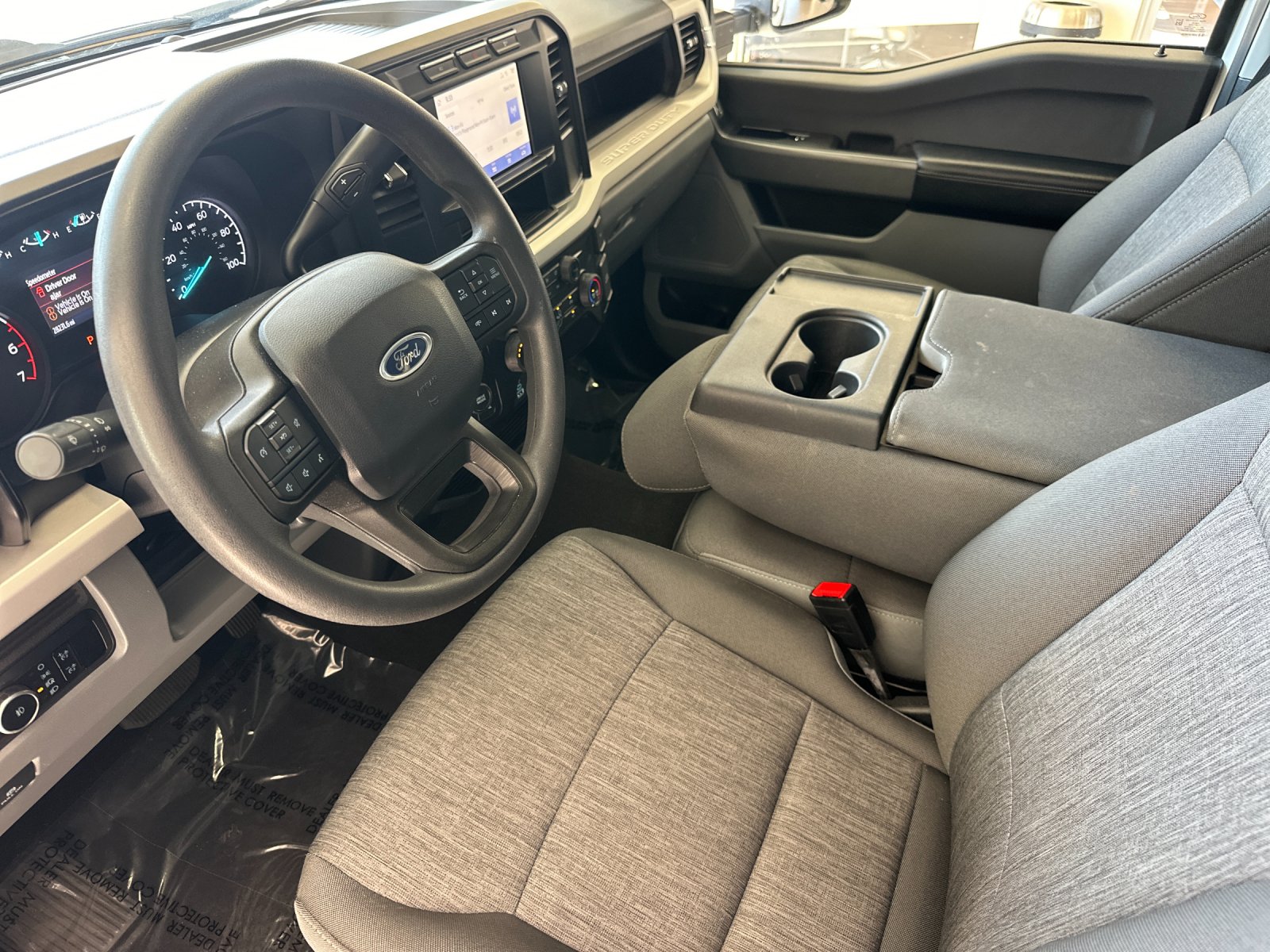 Used 2024 White Ford XL image 9