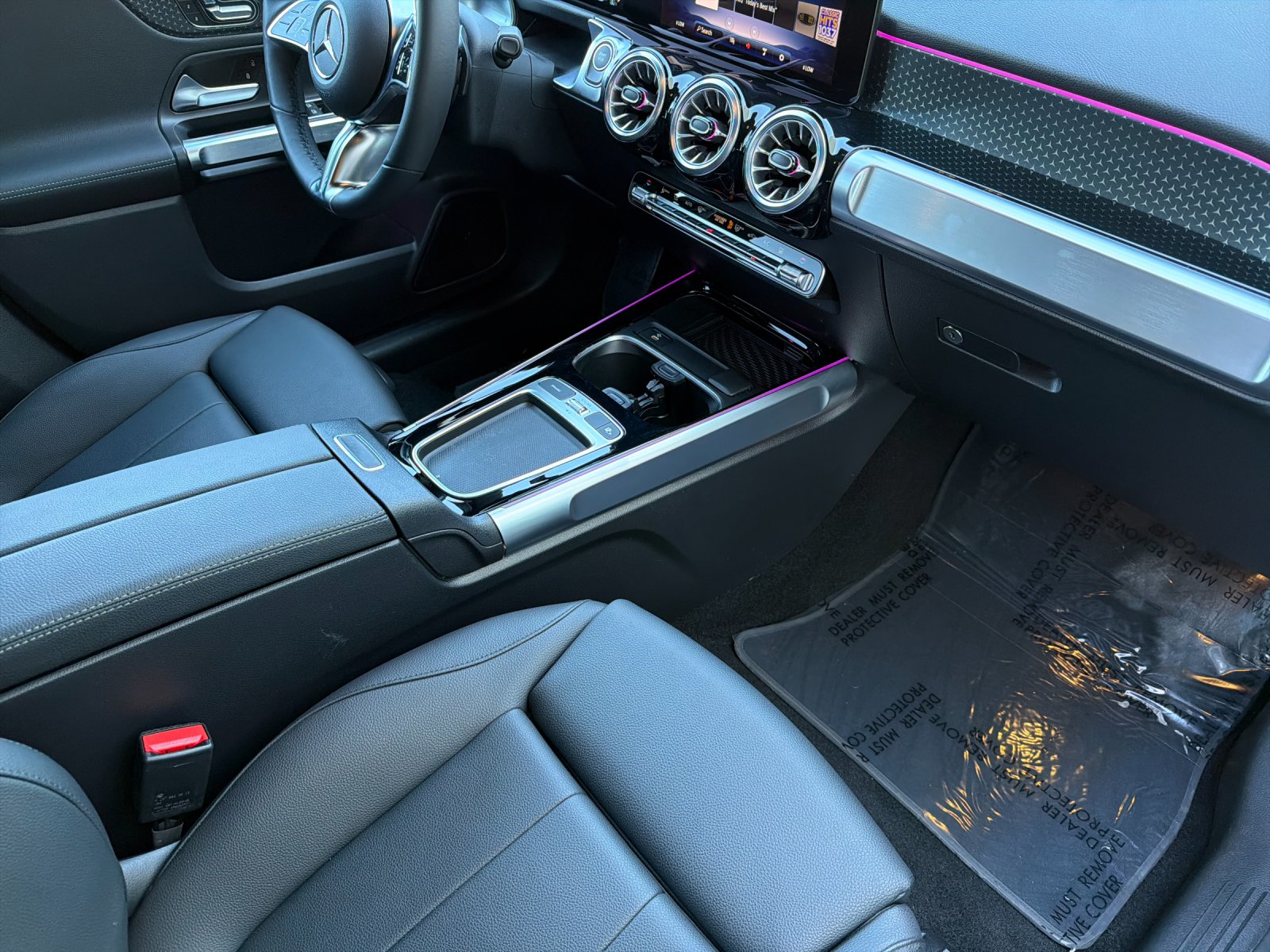 Certified Used 2024 Night Black Mercedes-Benz 300 4D Sport Utility 4MATIC® image 20