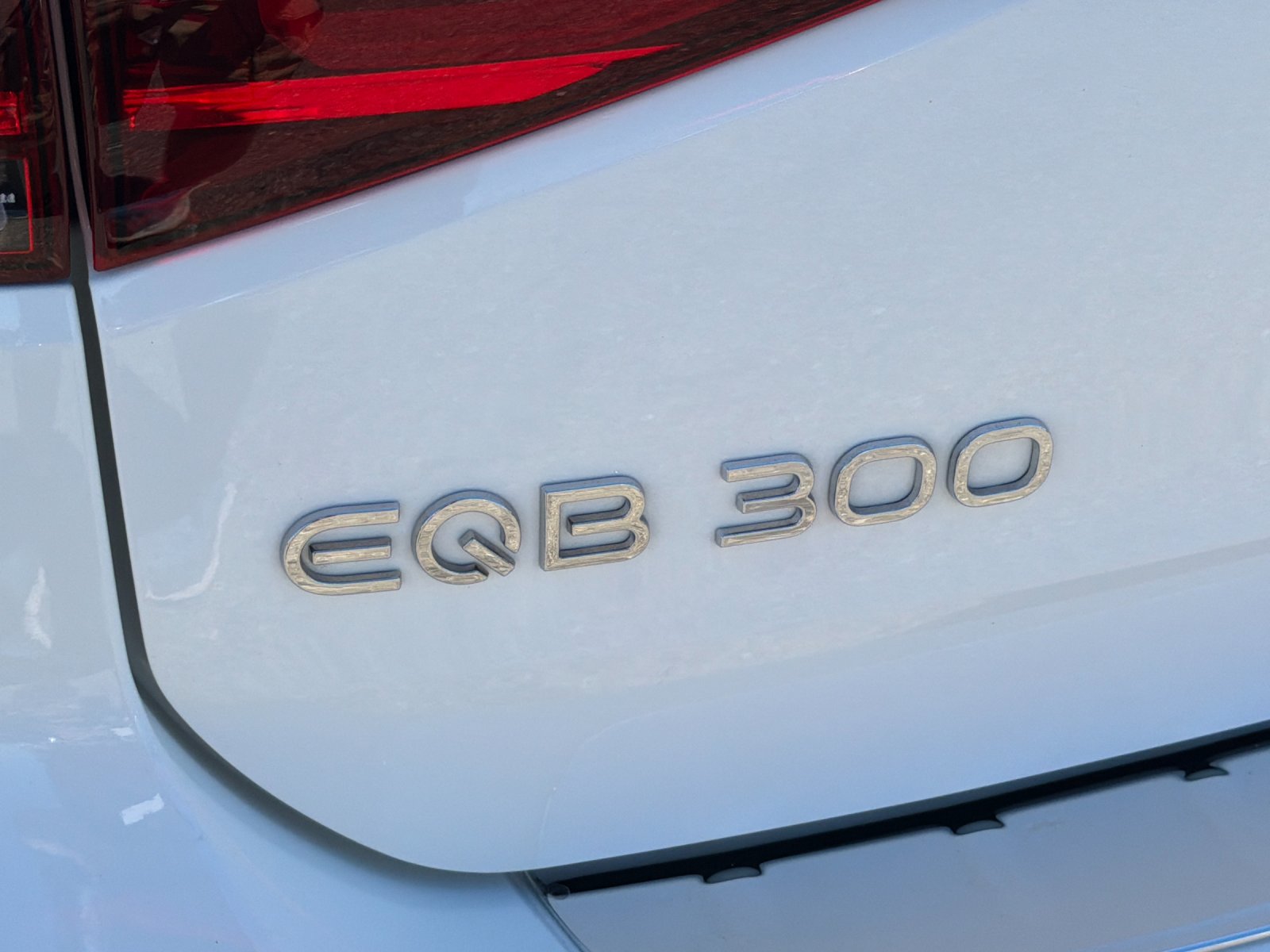 Certified Used 2023 Polar White Mercedes-Benz 300 4D Sport Utility 4MATIC® image 36