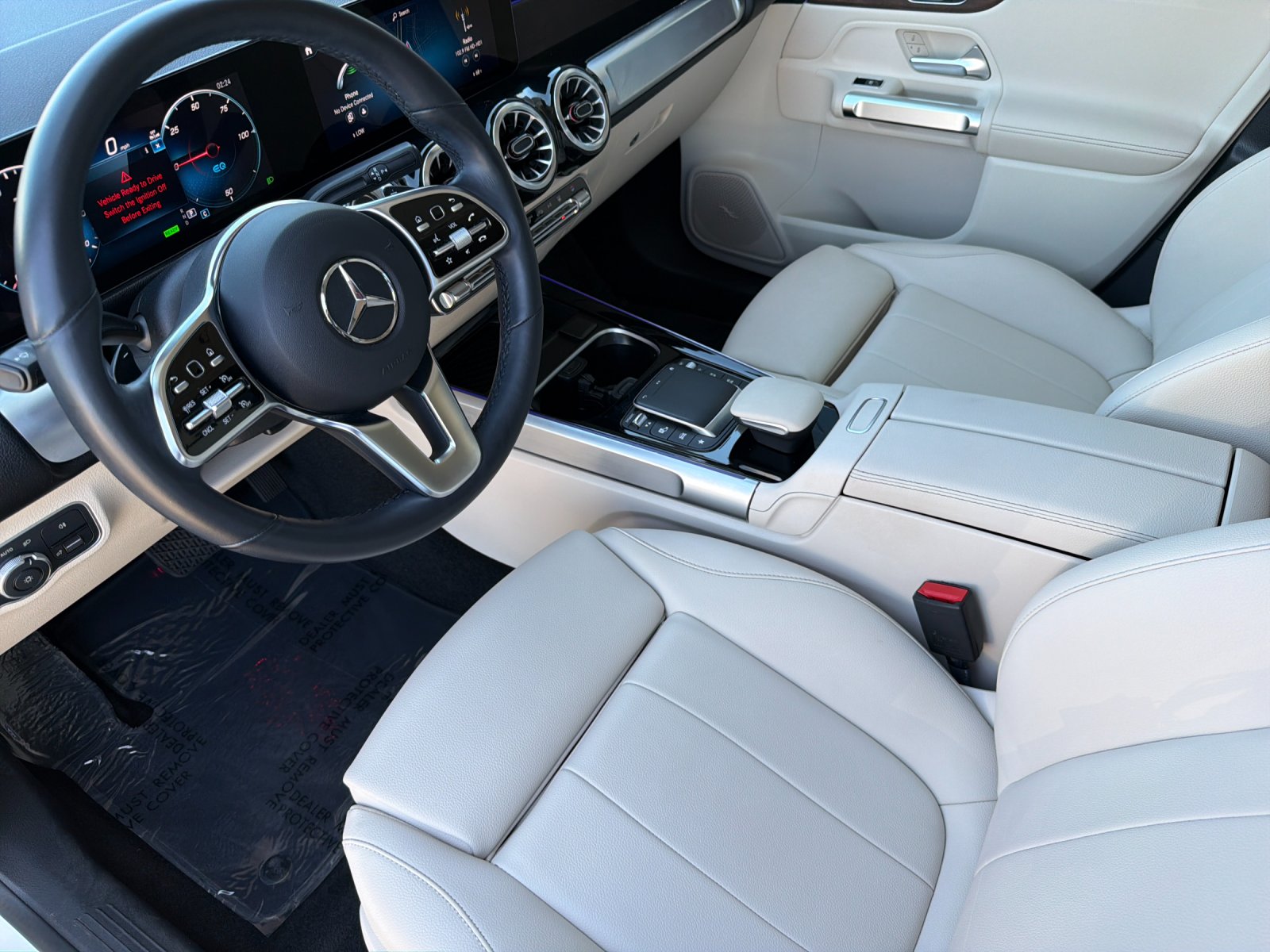 Certified Used 2023 Polar White Mercedes-Benz 300 4D Sport Utility 4MATIC® image 11