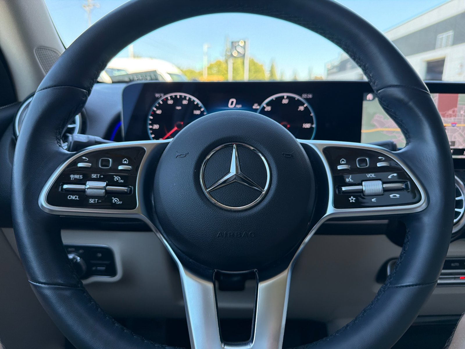 Certified Used 2023 Polar White Mercedes-Benz 300 4D Sport Utility 4MATIC® image 29