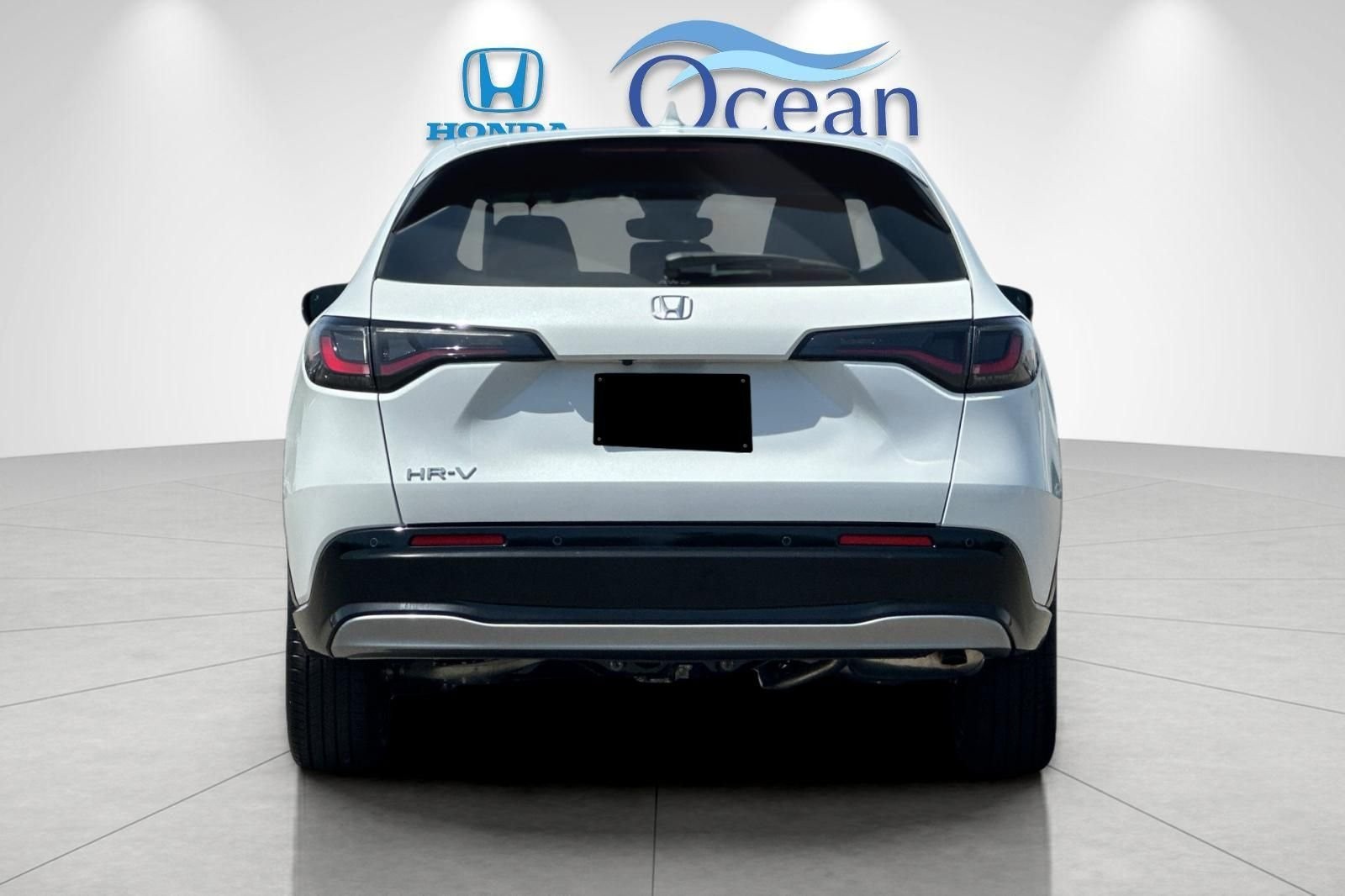 New 2027 Platinum White Pearl Honda EX-L image 4
