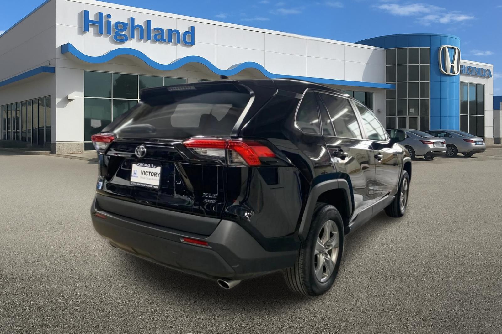 Used 2024 Black Toyota XLE image 5