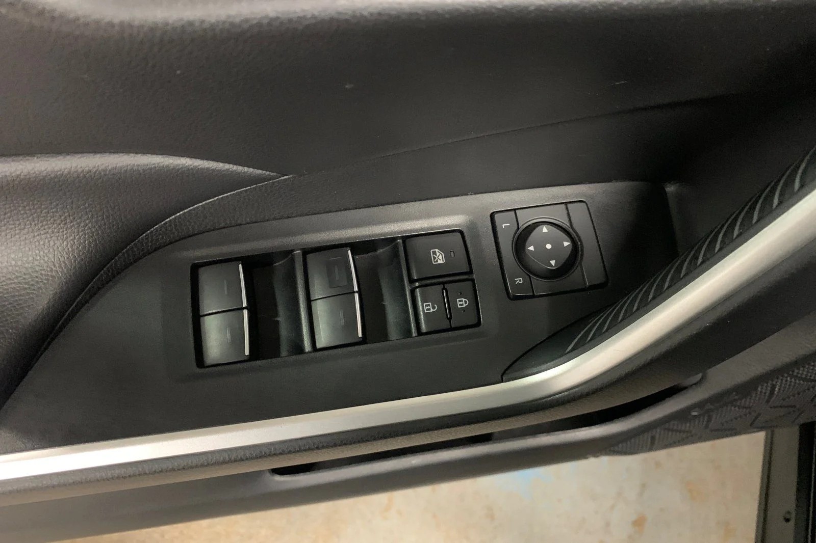 Used 2024 Black Toyota XLE image 13
