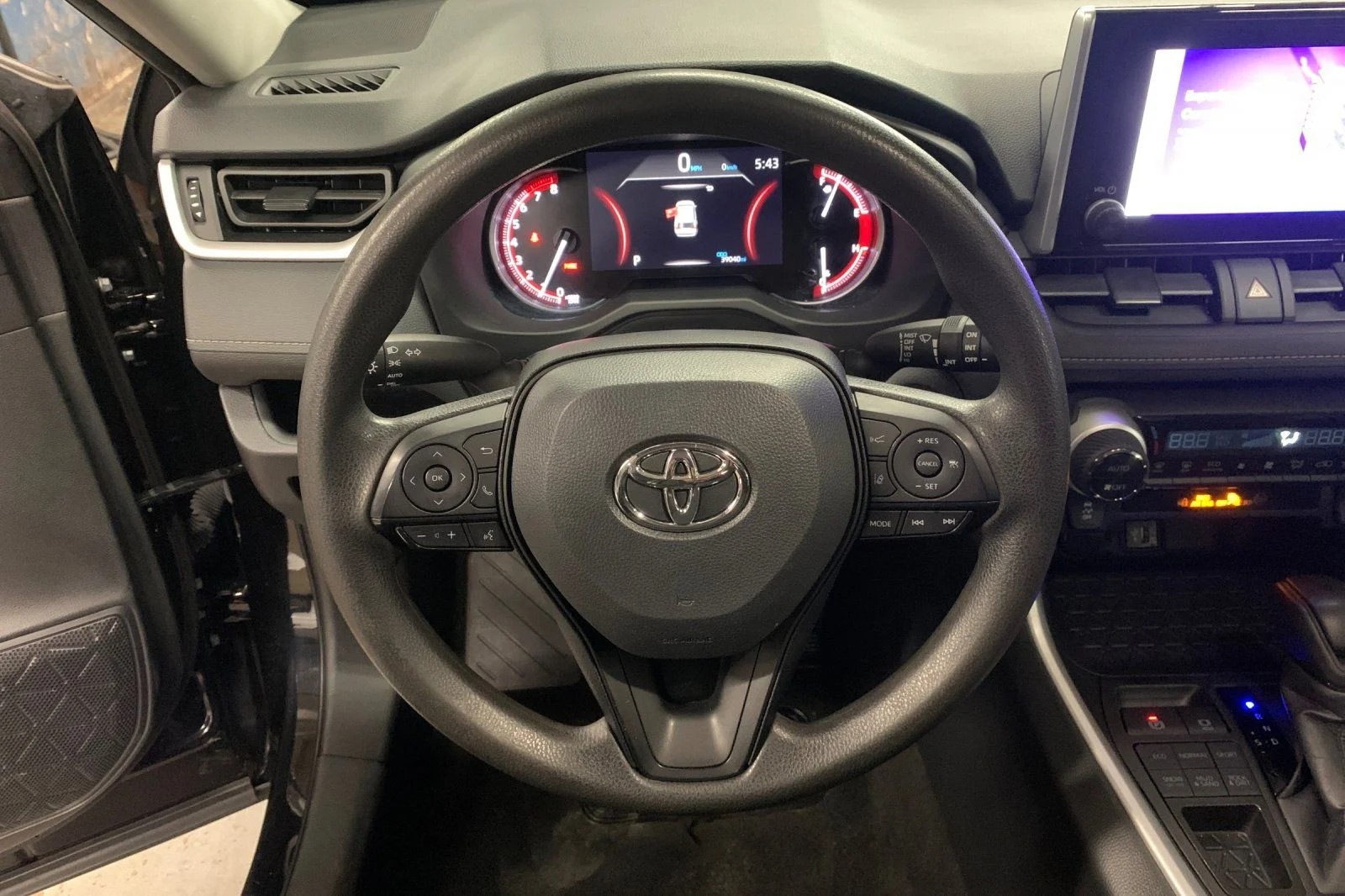 Used 2024 Black Toyota XLE image 27