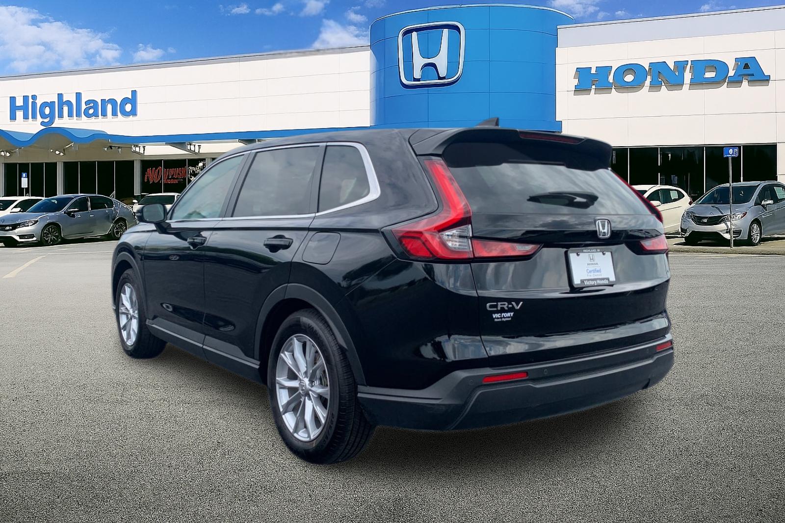 Certified Used 2025 Crystal Black Pearl Honda 1.5T 2WD EX-L image 3