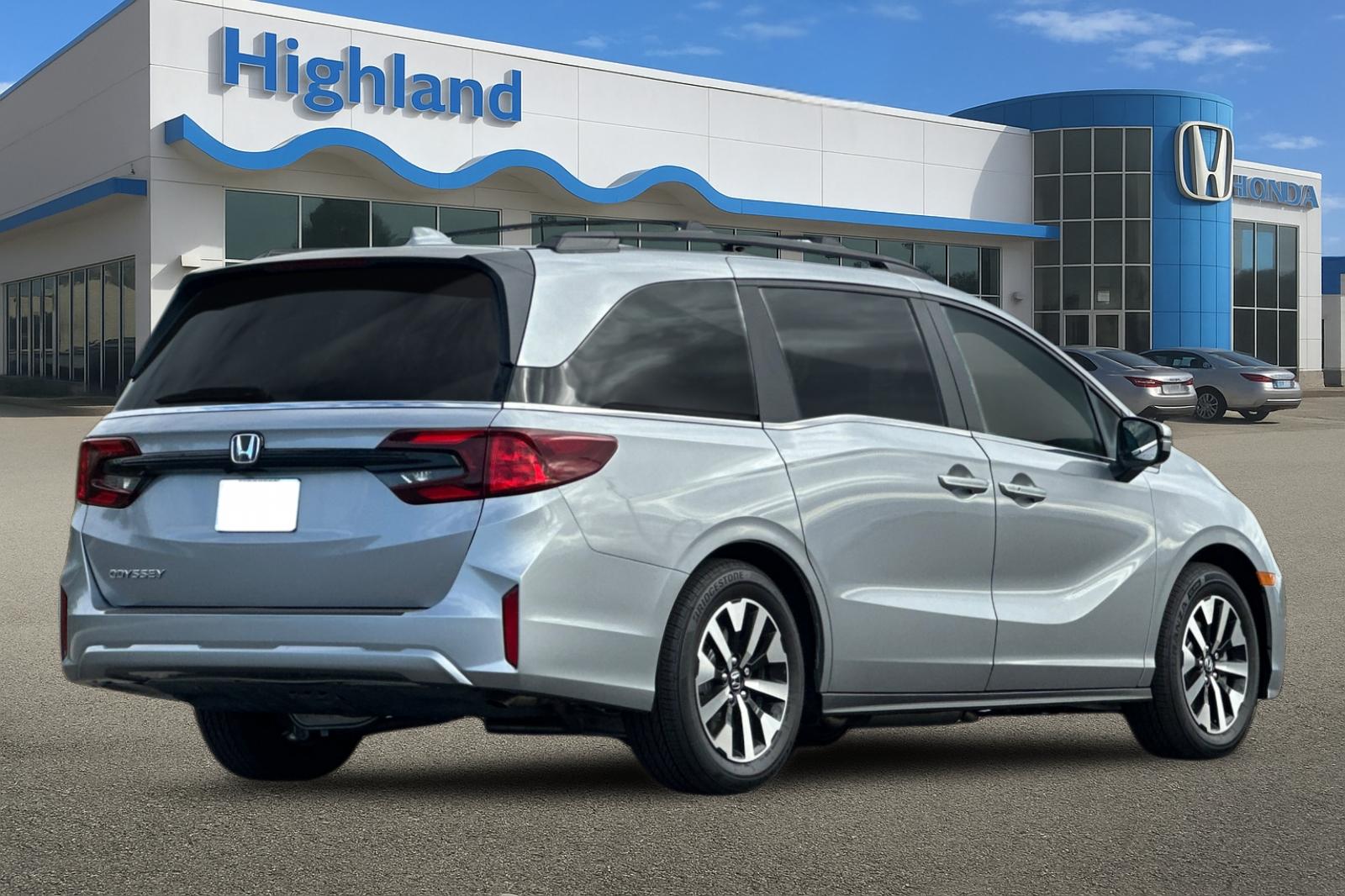 New 2026 Solar Silver Metallic Honda EX-L image 5