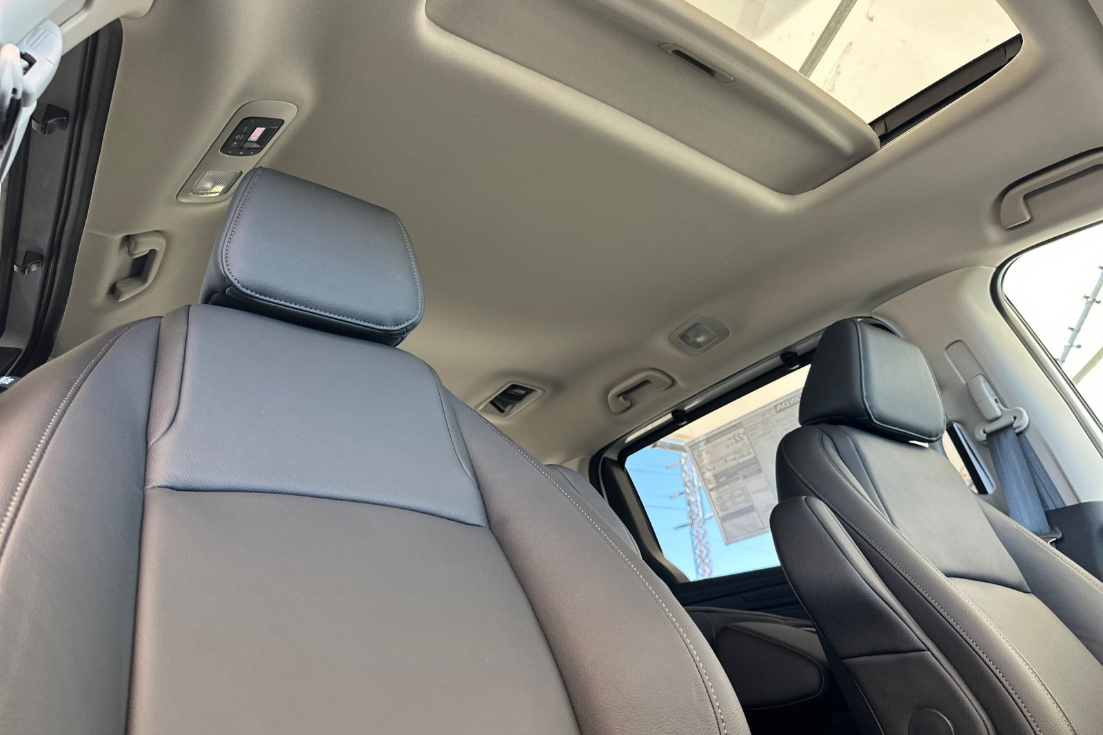 New 2026 Solar Silver Metallic Honda EX-L image 19
