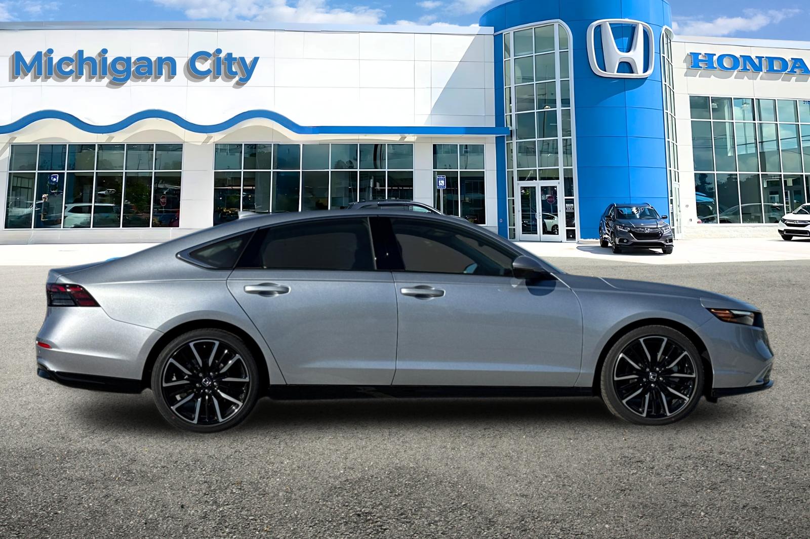 New 2026 Silver Honda Touring image 6
