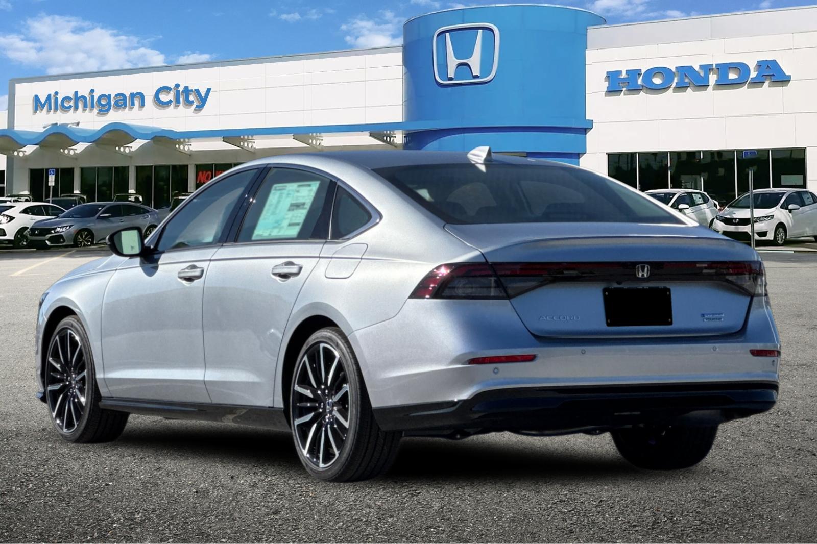 New 2026 Silver Honda Touring image 3