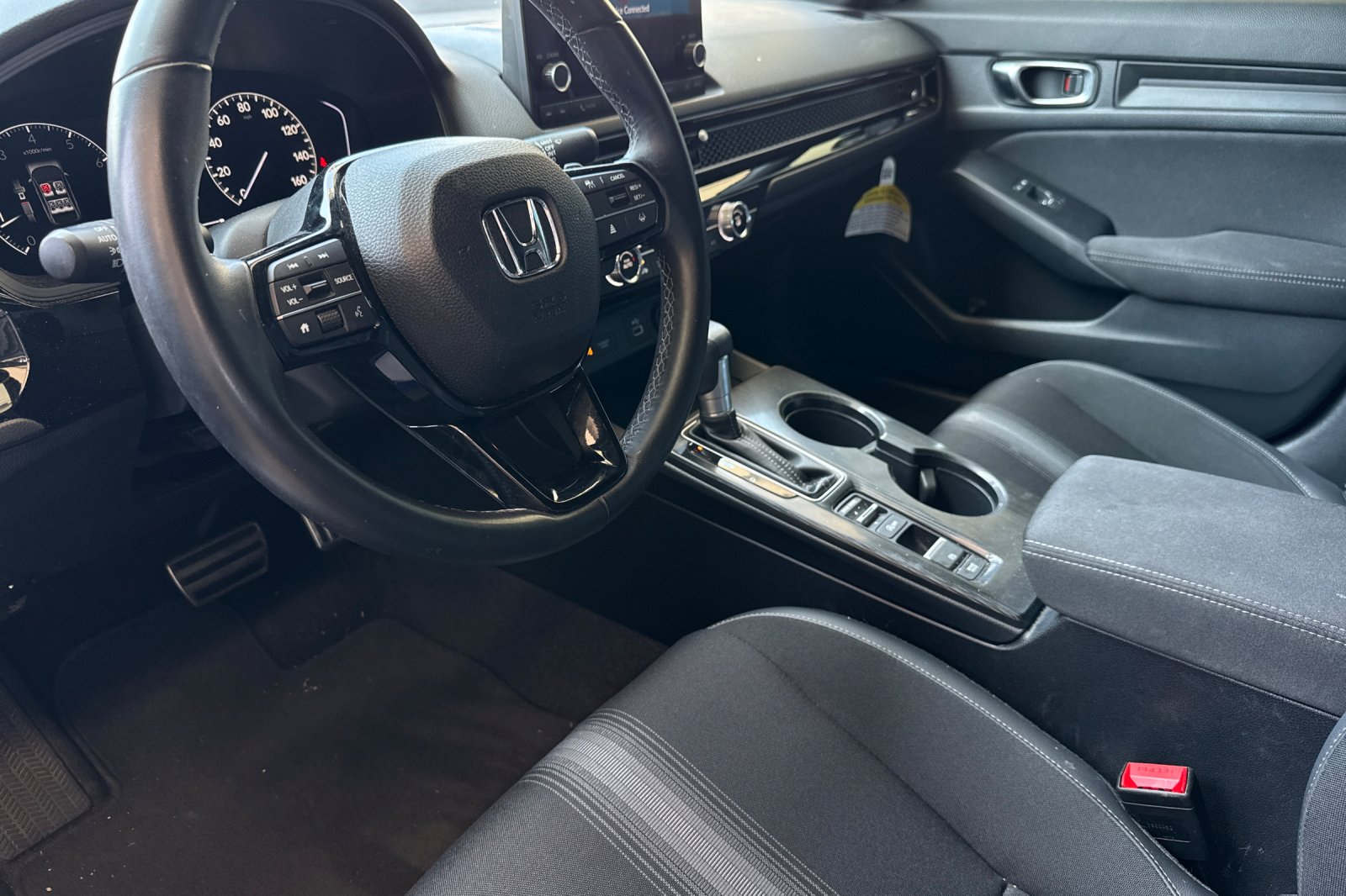 Used 2024  Honda Sport image 7