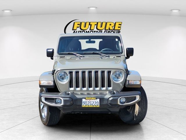 Used 2023 Gray Jeep Sahara image 3