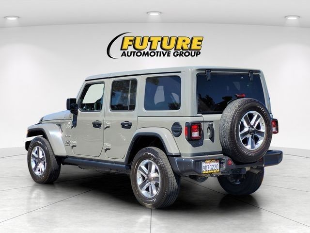 Used 2023 Gray Jeep Sahara image 7
