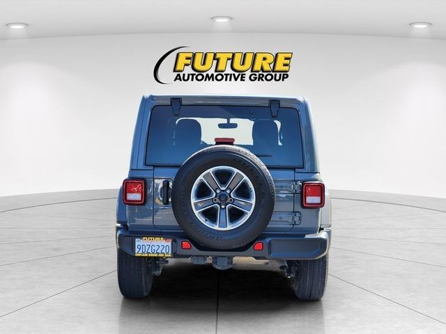 Used 2023 Gray Jeep Sahara image 8