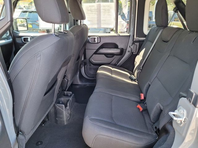 Used 2023 Gray Jeep Sahara image 13
