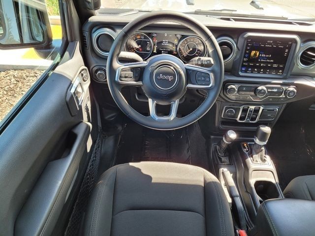 Used 2023 Gray Jeep Sahara image 14