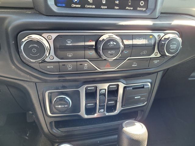 Used 2023 Gray Jeep Sahara image 19