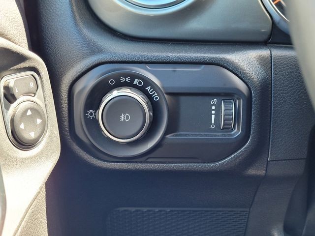 Used 2023 Gray Jeep Sahara image 25
