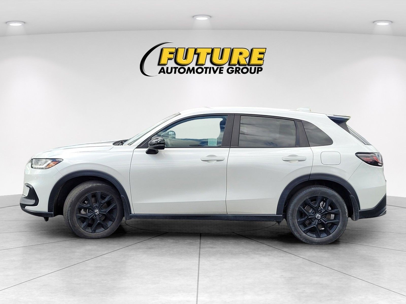 Used 2024 White Honda Sport image 9