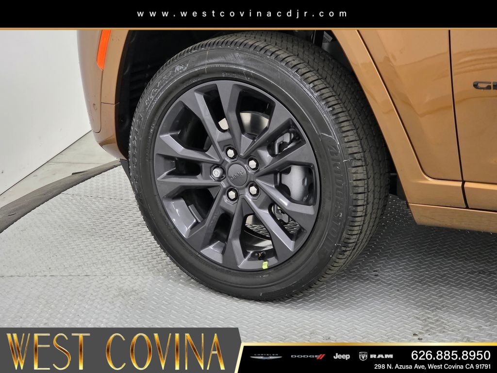 New 2026 Copper Shino Metallic Clearcoat Jeep Limited Reserve image 9