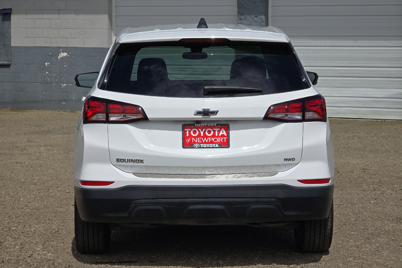 Used 2022 White Chevrolet LS image 4