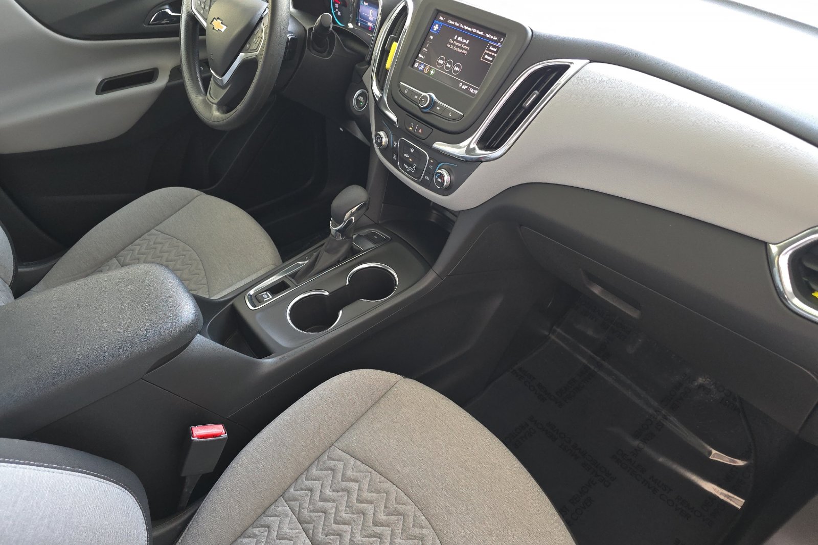 Used 2022 White Chevrolet LS image 11