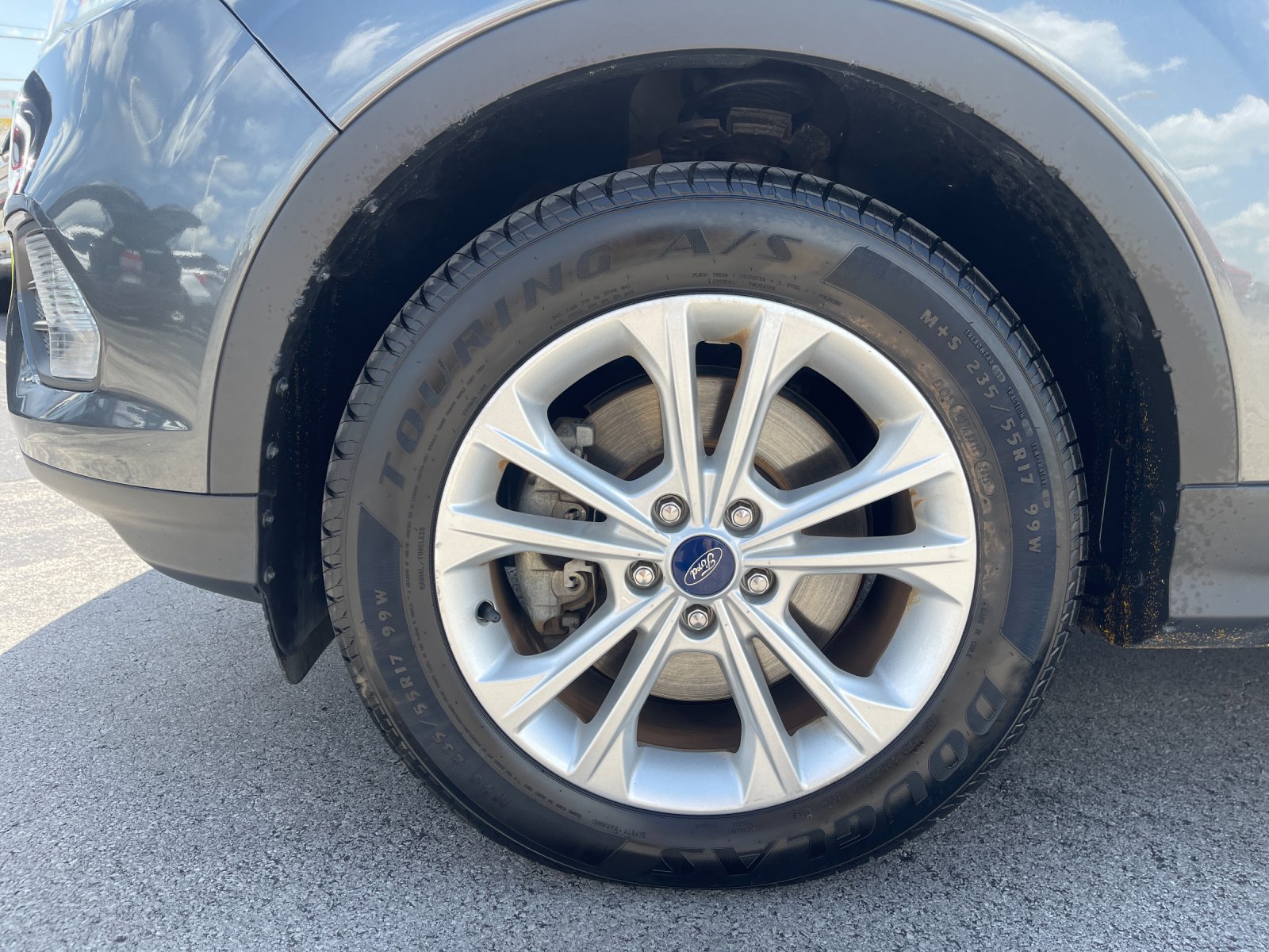 Used 2017 Gray Ford SE image 30
