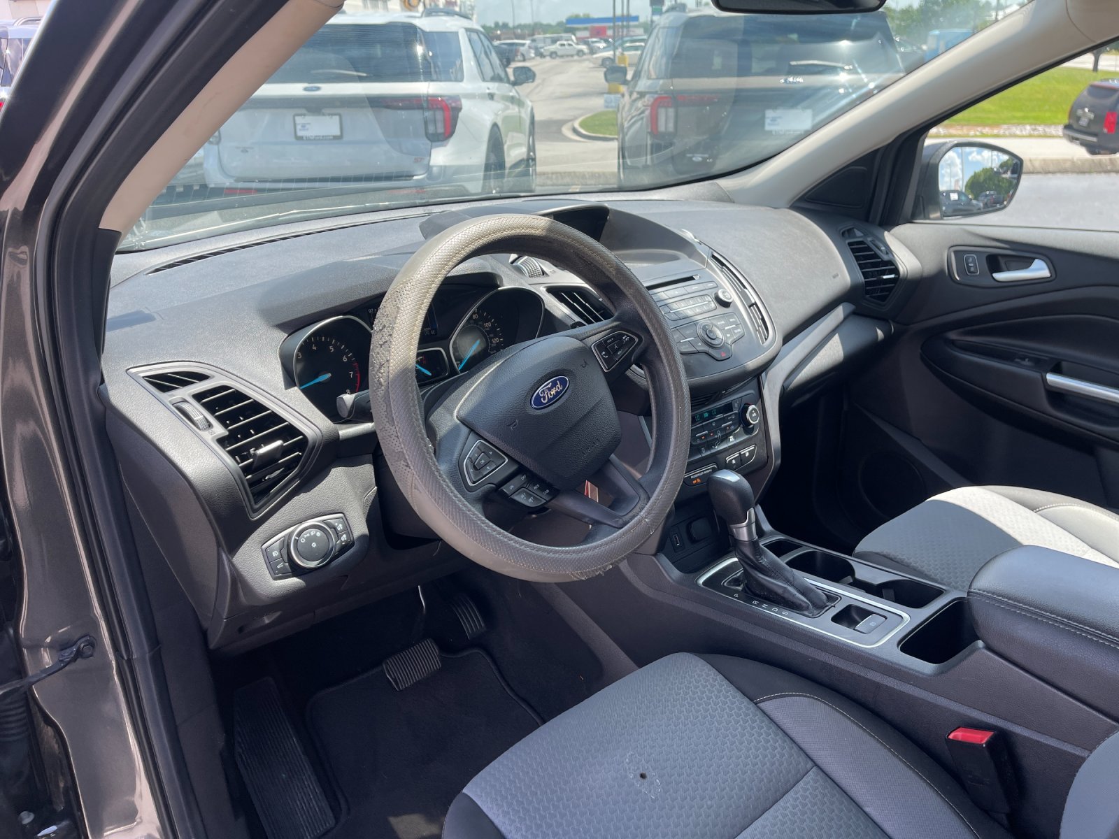 Used 2017 Gray Ford SE image 11