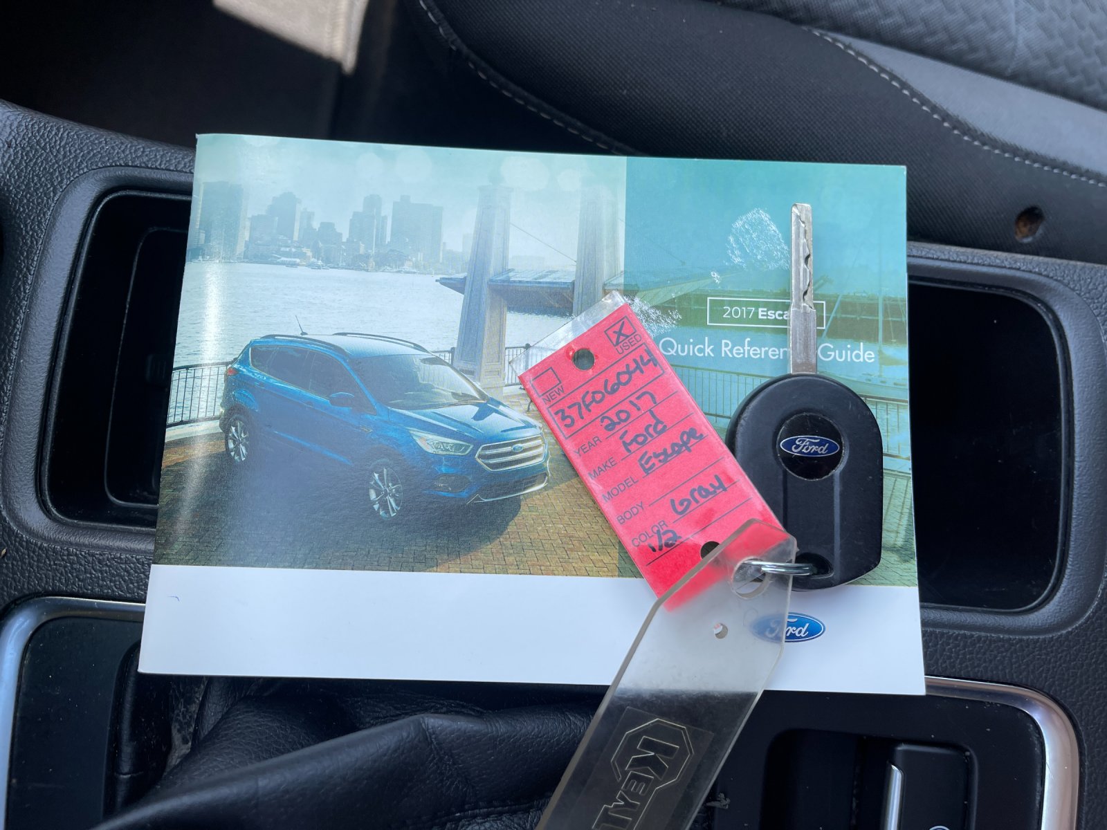 Used 2017 Gray Ford SE image 10