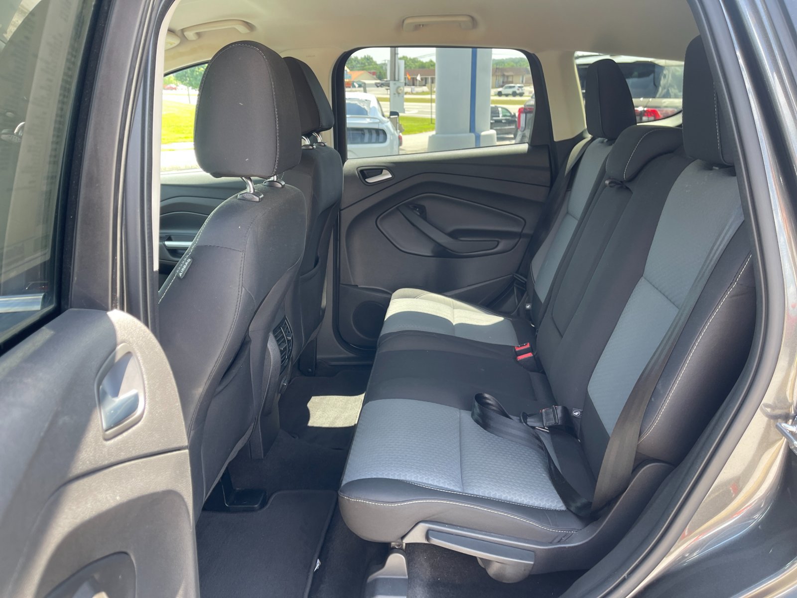 Used 2017 Gray Ford SE image 14