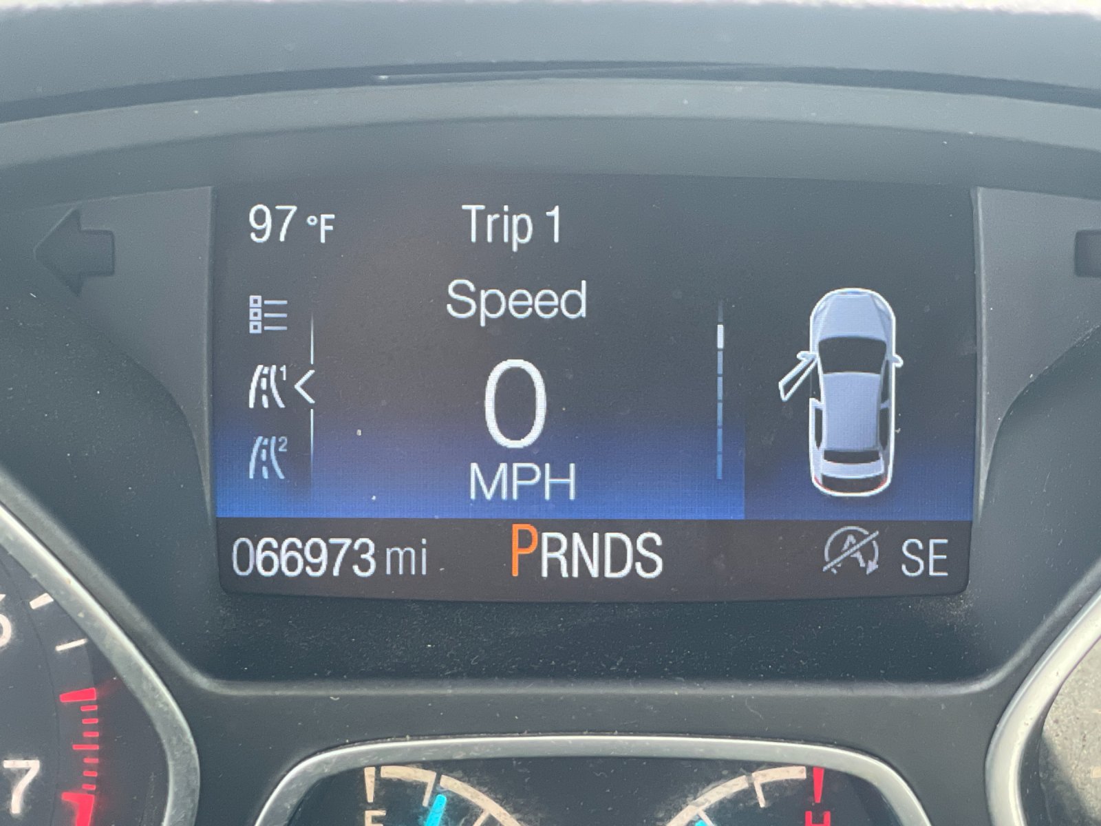Used 2017 Gray Ford SE image 28