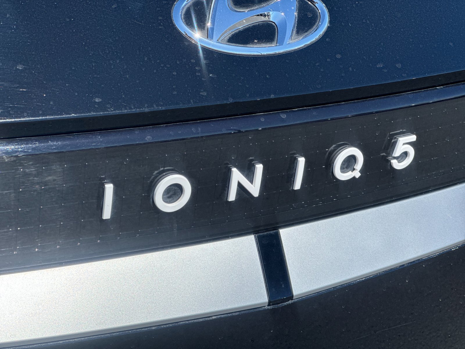 Used 2024 Black Hyundai SEL image 26
