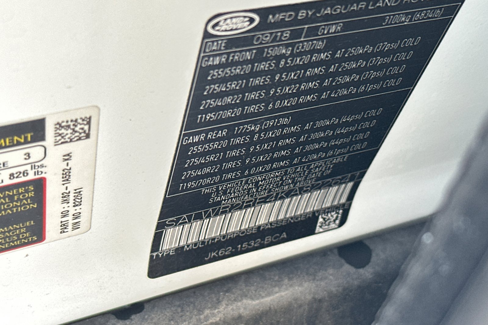 Used 2019  Land Rover Supercharged image 37