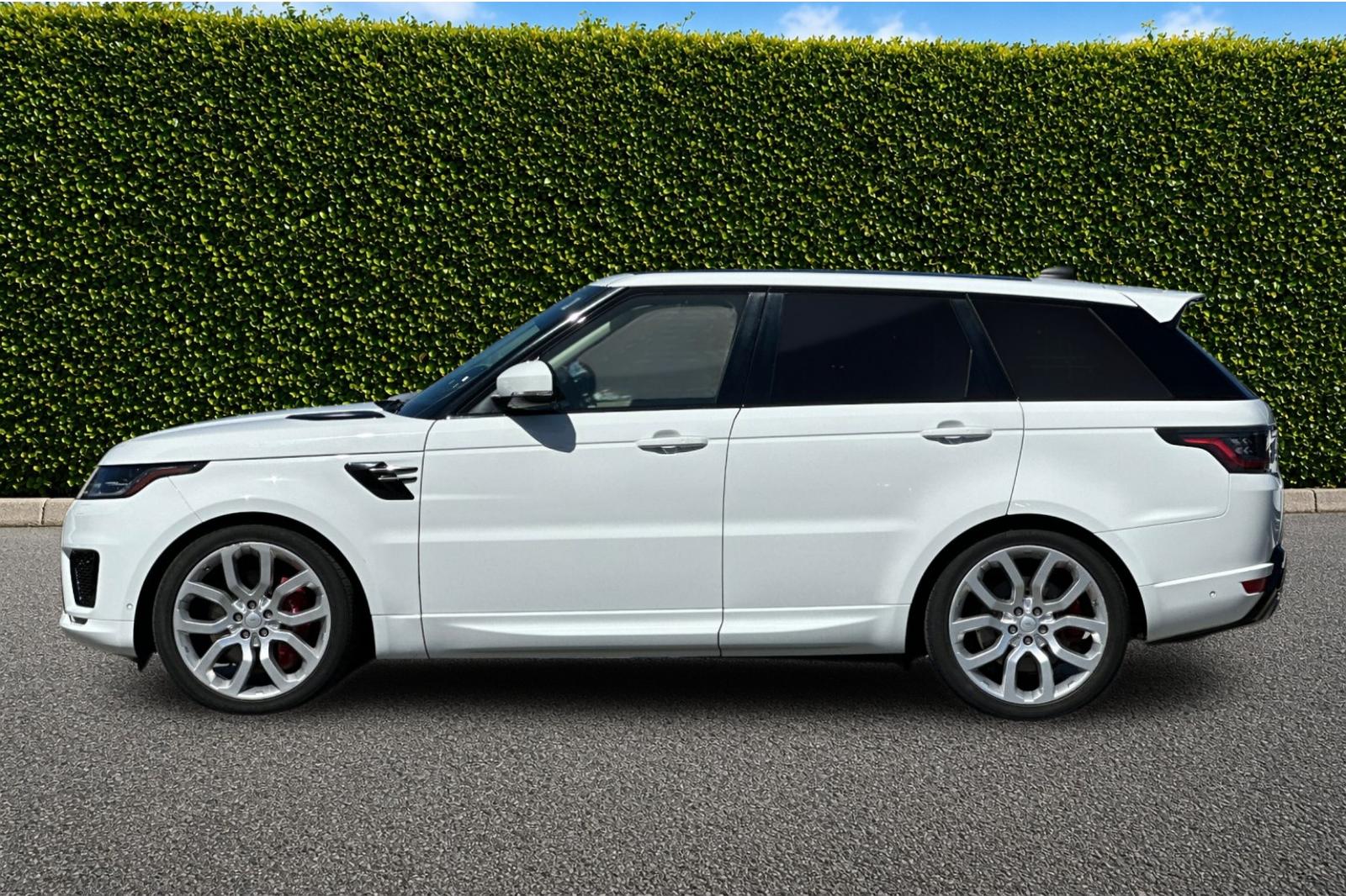 Used 2019  Land Rover Supercharged image 7