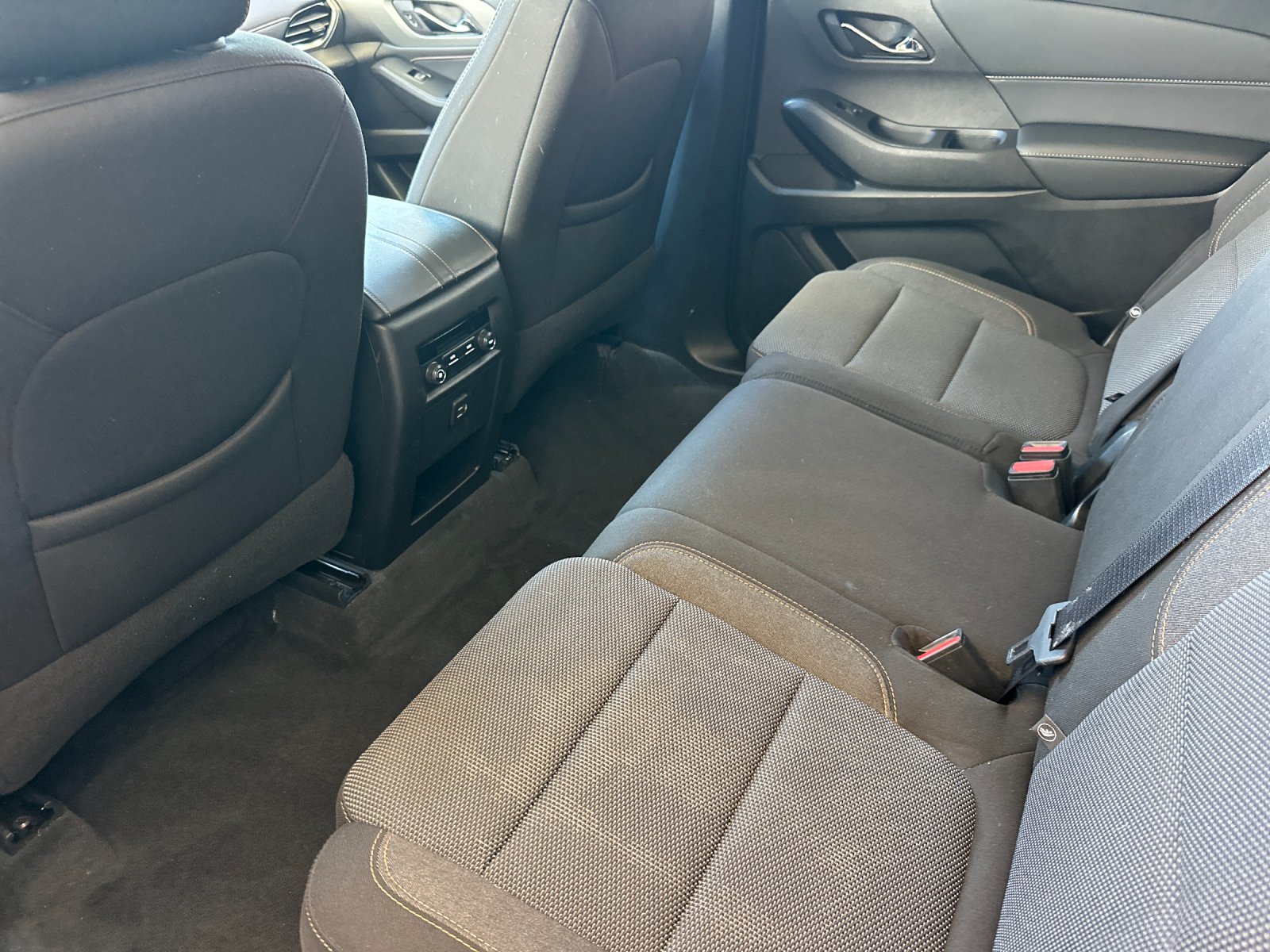 Used 2021 White Chevrolet LS image 11