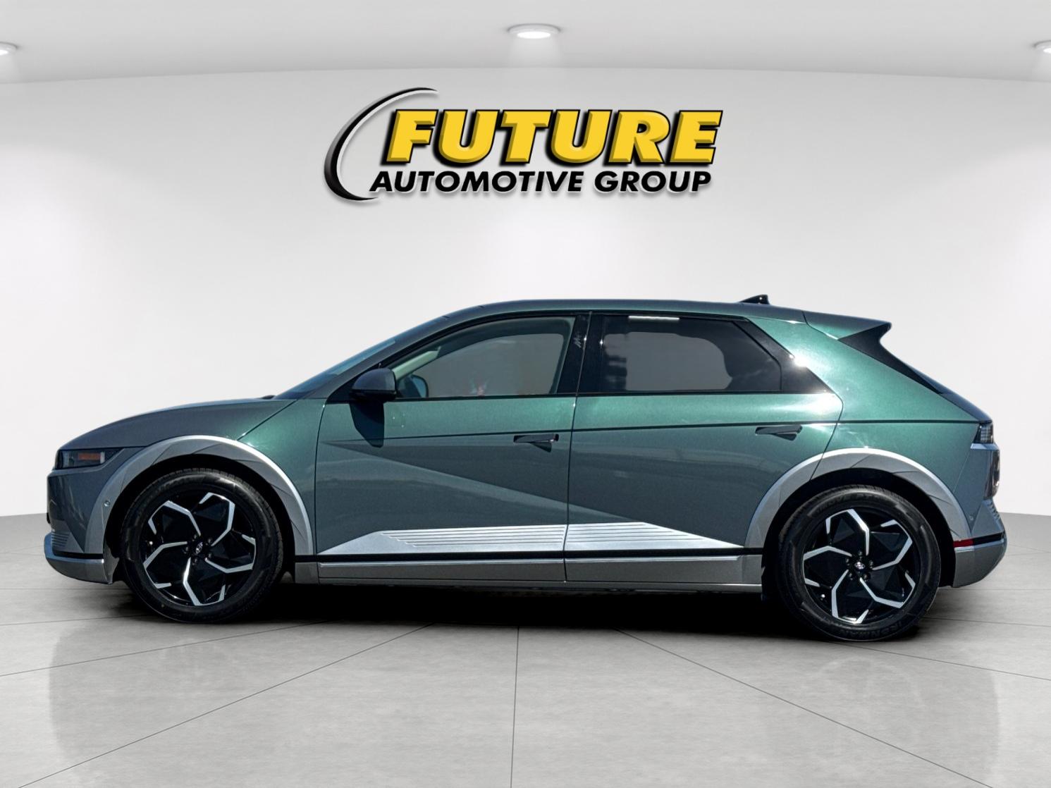 Certified Used 2024 Green Hyundai Limited image 6