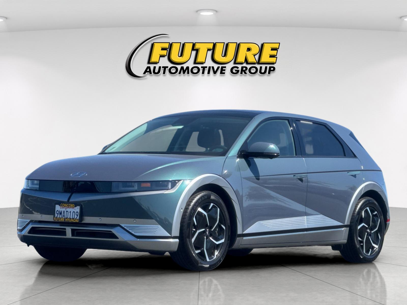 Certified Used 2024 Green Hyundai Limited image 7