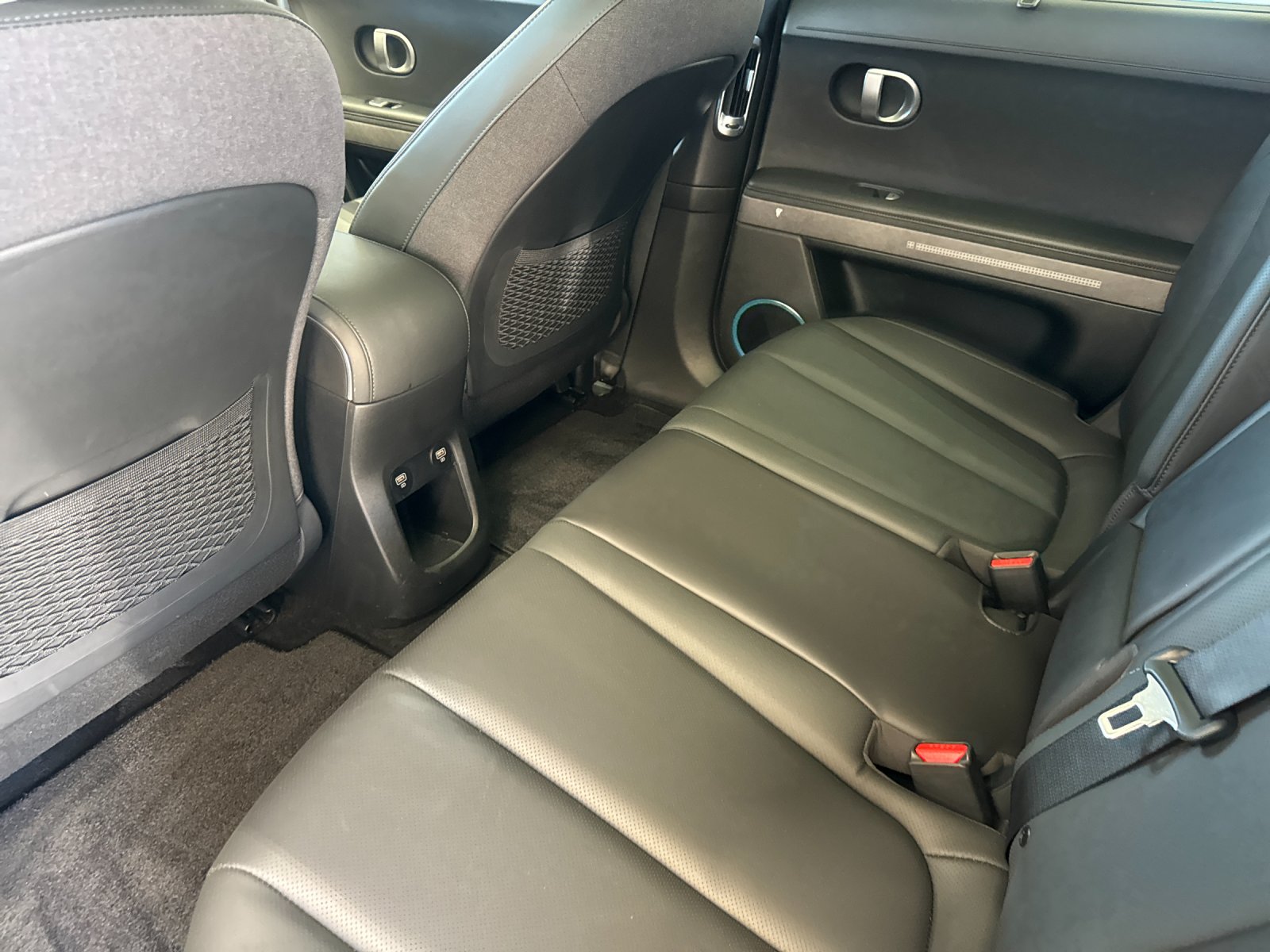 Certified Used 2024 Green Hyundai Limited image 11