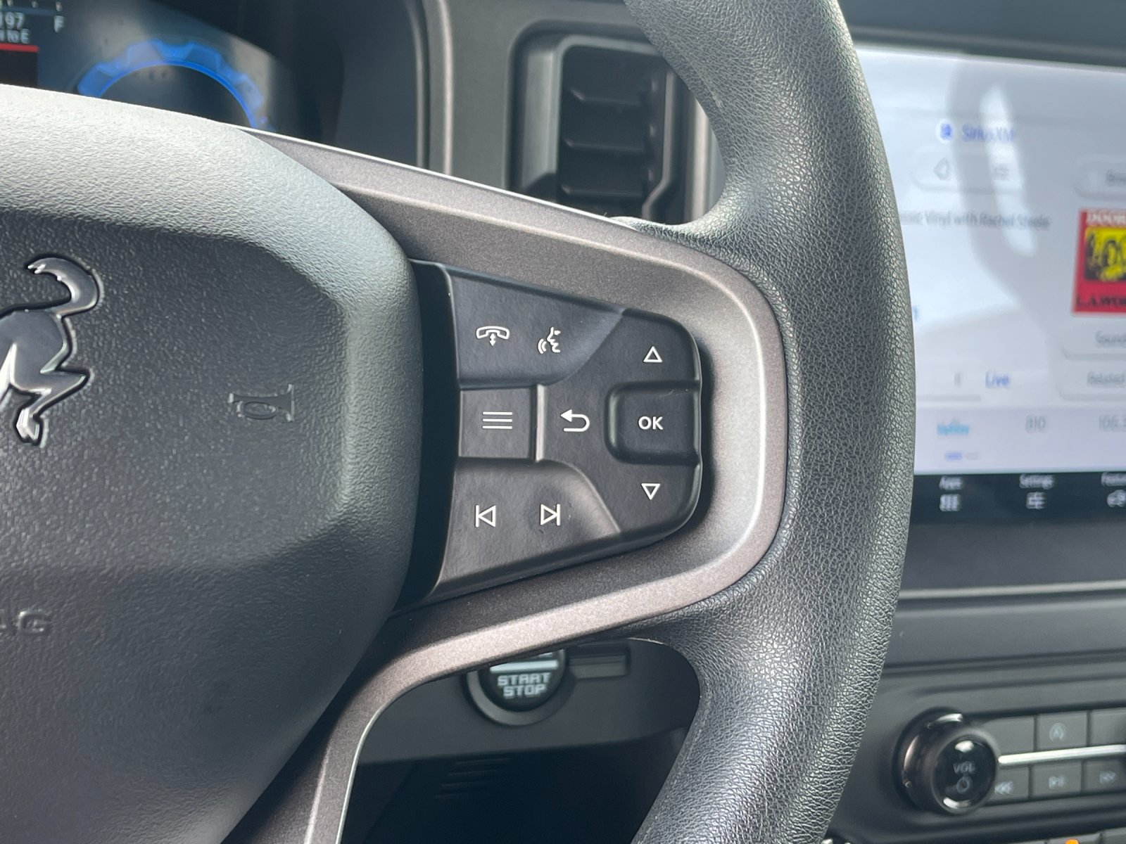 Used 2025 Gray Ford Base image 27