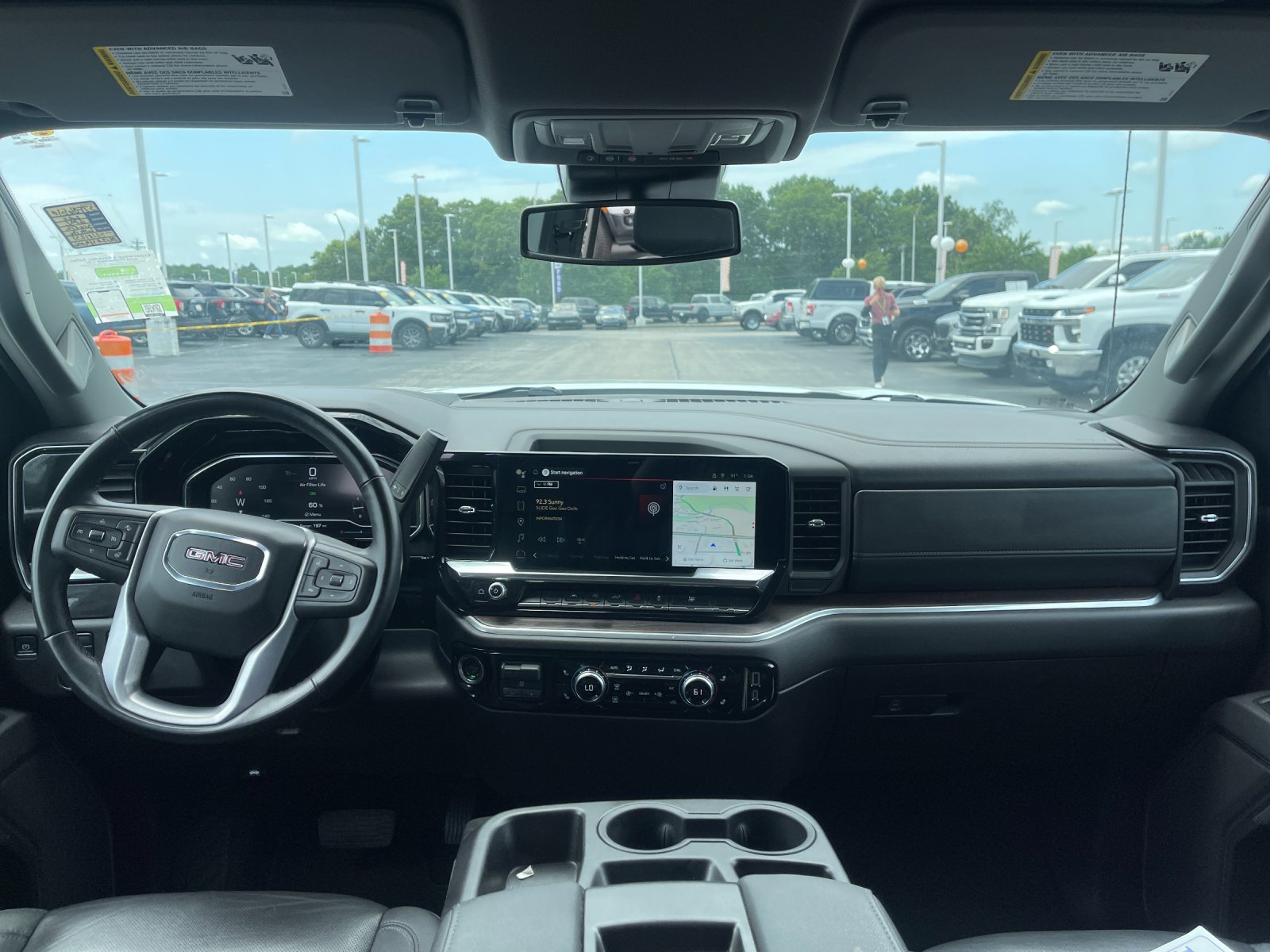 Used 2025 White GMC SLT image 15